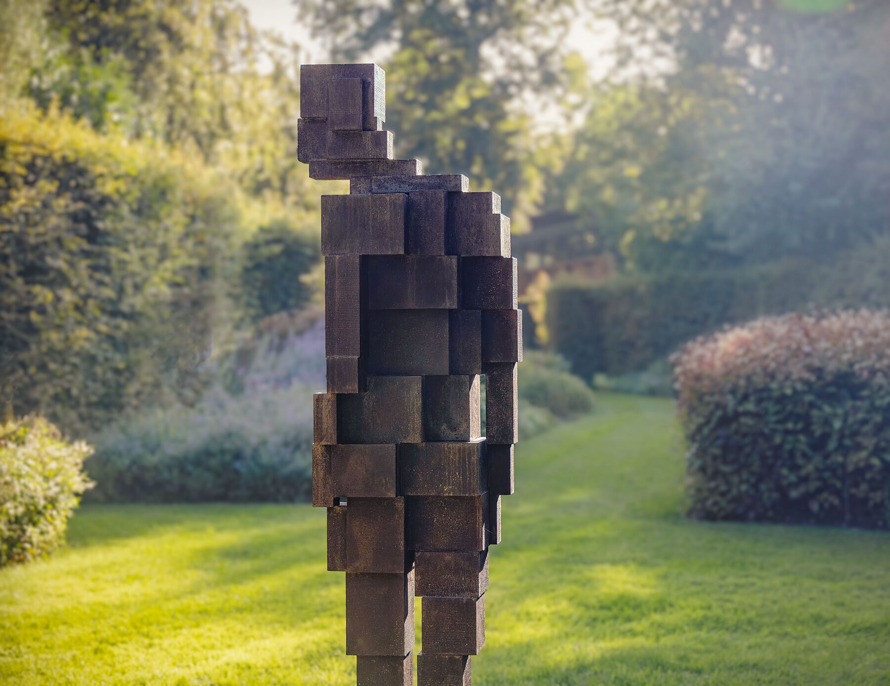 38. Antony -Gormley- Gaze -Sculptures-Aug-2023-_0771-Edit copy